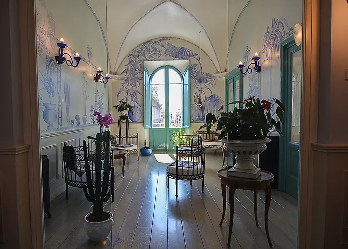 Lilium Boutique Hotel 3*