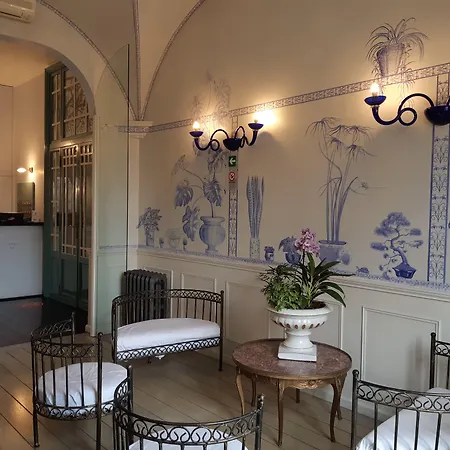 Отель Lilium Boutique