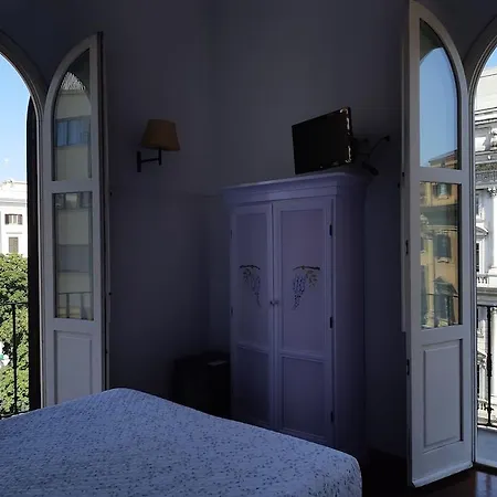 Lilium Boutique מלון 3*